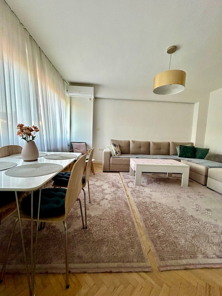 Modern & Comfort stay in Sarajevo w/free parking